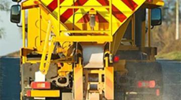 Gritting the road
