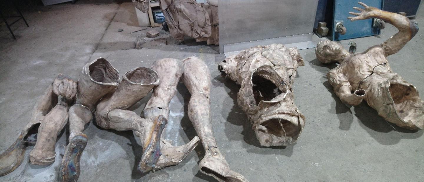 bronze pieces of sculpture